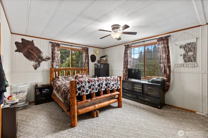 Property photo for 840 Madison Avenue, Darrington photo 11