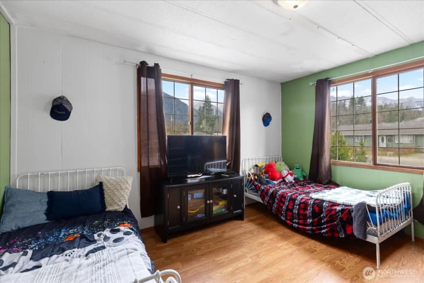 Property photo for 840 Madison Avenue, Darrington photo 19