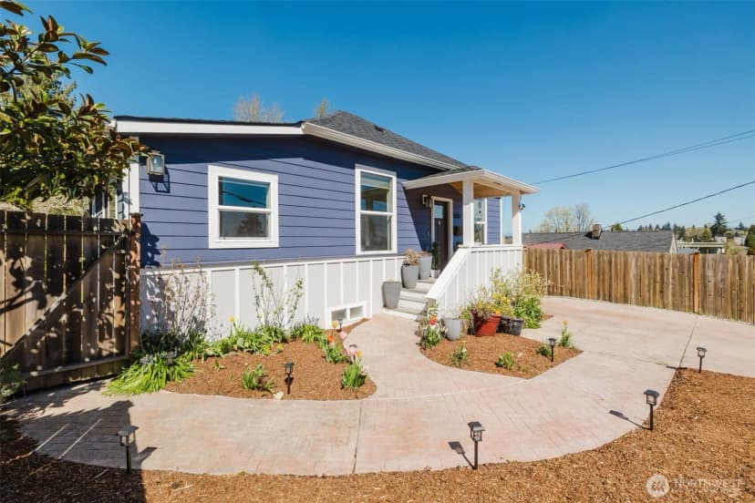 Property photo for 3032 S Dawson Street, Seattle photo 4