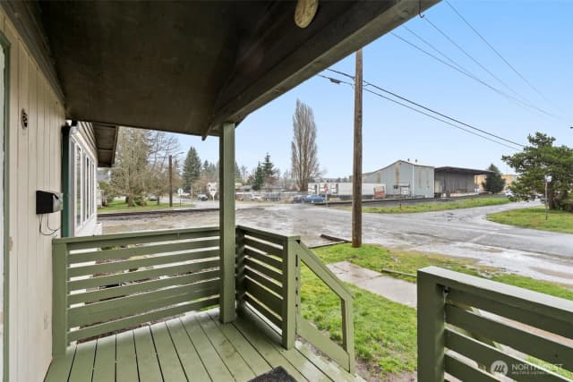 Property photo for 1025 E St, Centralia photo 5