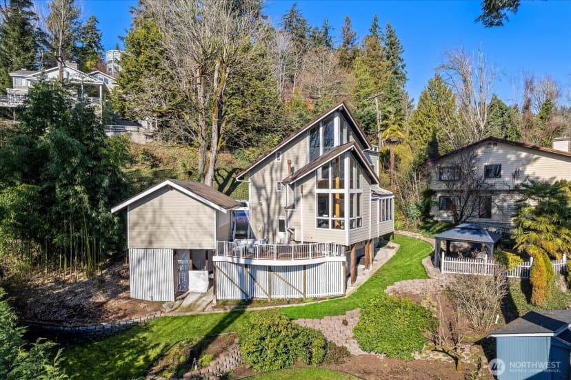 Property photo for 8526 E Mercer Way, Mercer Island photo 35
