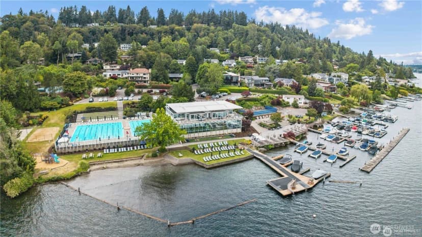 Property photo for 8526 E Mercer Way, Mercer Island photo 39