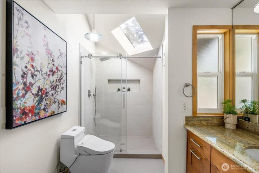 Property photo for 8526 E Mercer Way, Mercer Island photo 25