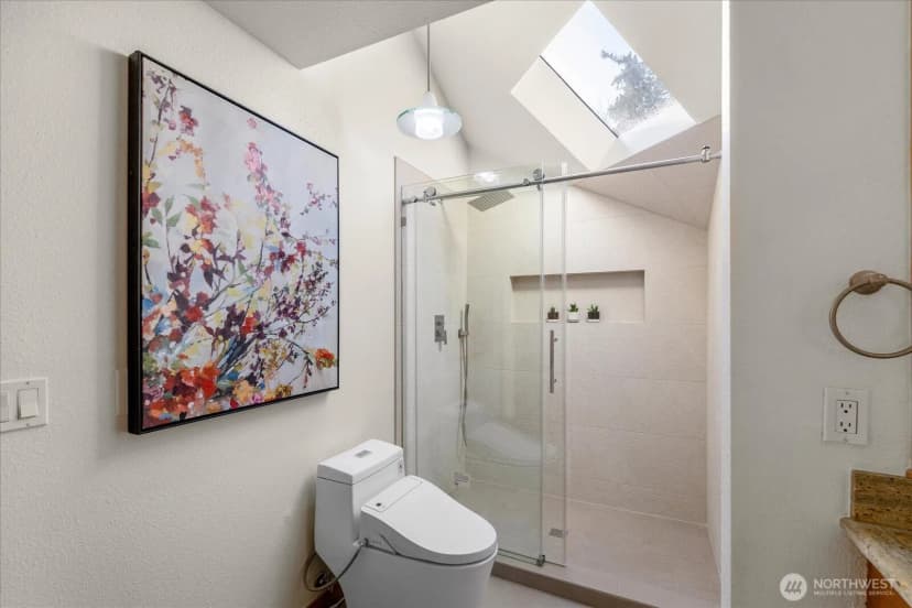 Property photo for 8526 E Mercer Way, Mercer Island photo 26