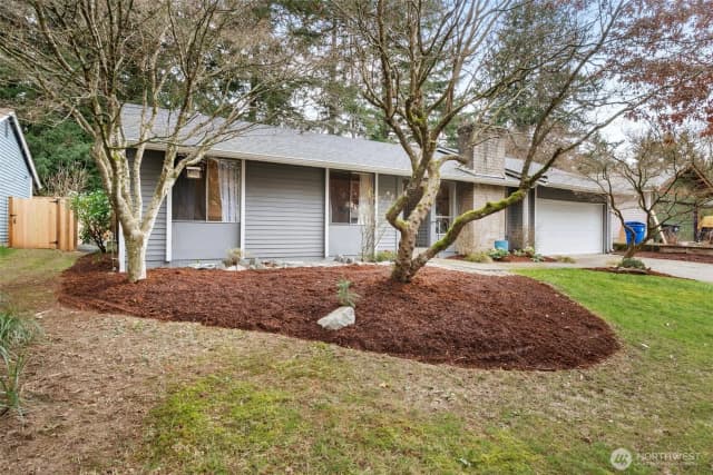 Property photo for 1902 Thornton Street Nw, Olympia photo 2