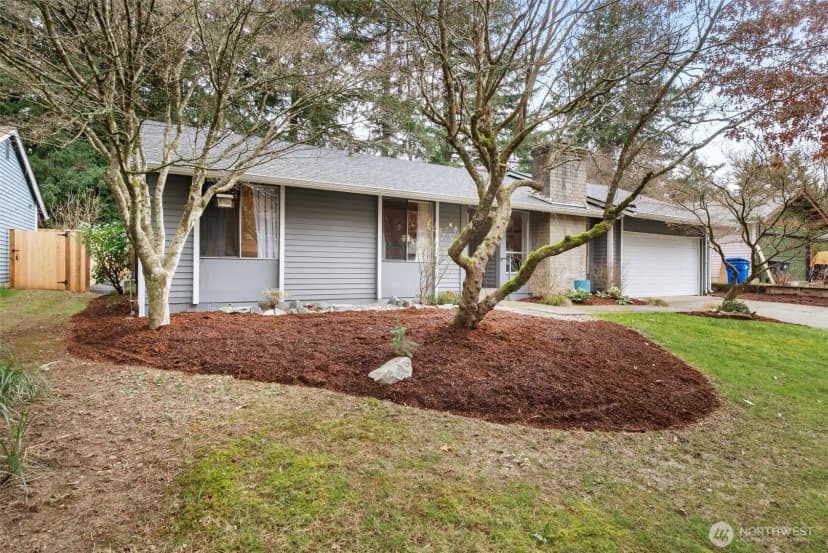 Property photo for 1902 Thornton Street Nw, Olympia photo 2