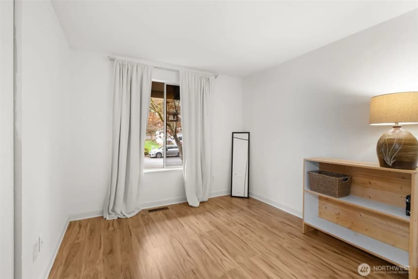 Property photo for 1902 Thornton Street Nw, Olympia photo 17