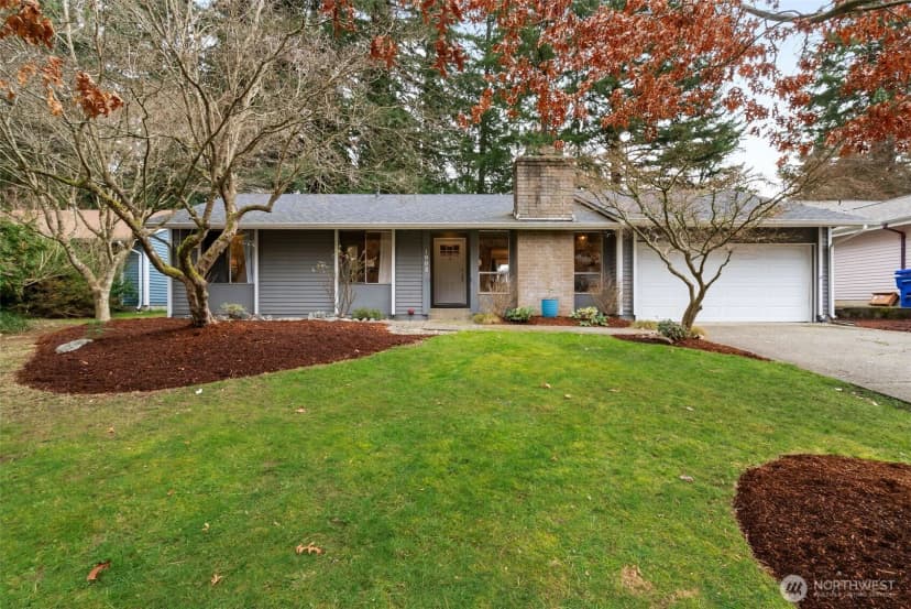Property photo for 1902 Thornton Street Nw, Olympia photo 3