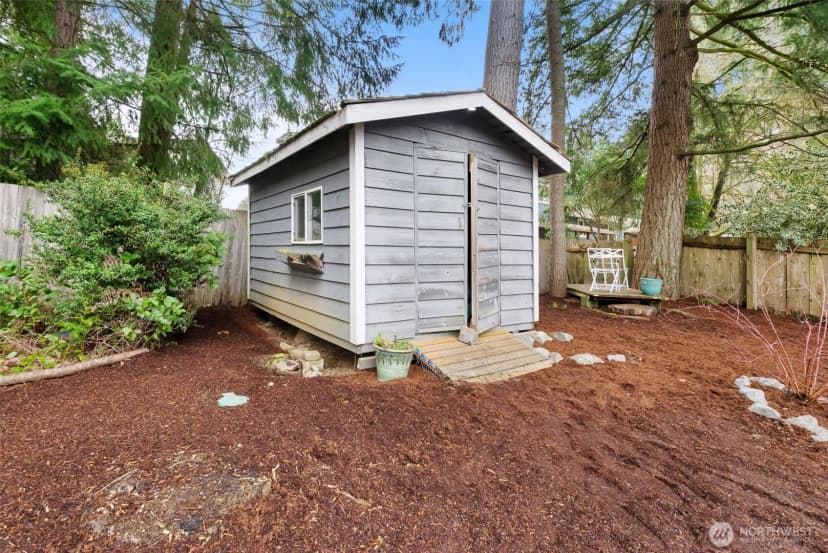 Property photo for 1902 Thornton Street Nw, Olympia photo 30
