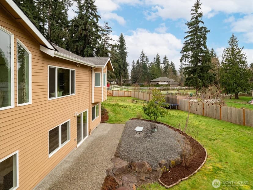 Property photo for 22910 Ne 76th Street, Redmond photo 37