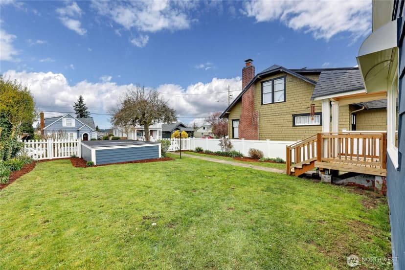 Property photo for 1523 7th Street, Bremerton photo 36