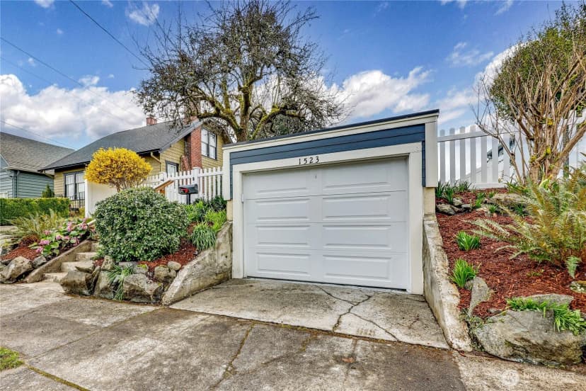 Property photo for 1523 7th Street, Bremerton photo 31