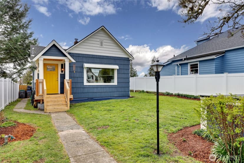 Property photo for 1523 7th Street, Bremerton