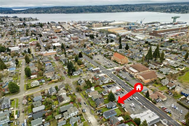 Property photo for 1523 7th Street, Bremerton photo 4