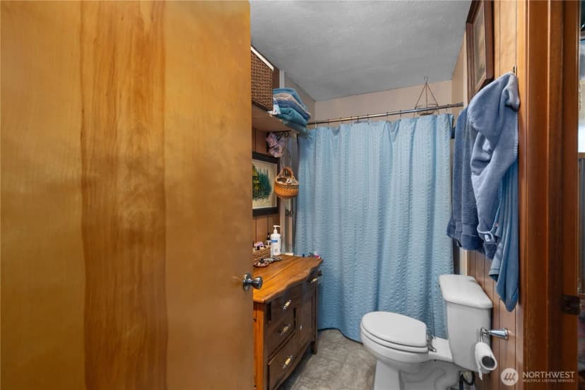 Property photo for 2104 Gravelly Beach Loop Nw, Olympia photo 12