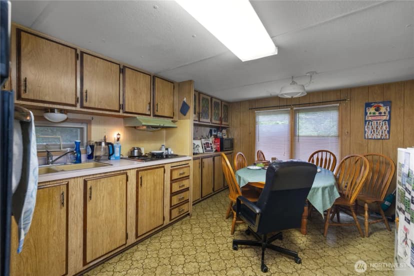 Property photo for 2104 Gravelly Beach Loop Nw, Olympia photo 17