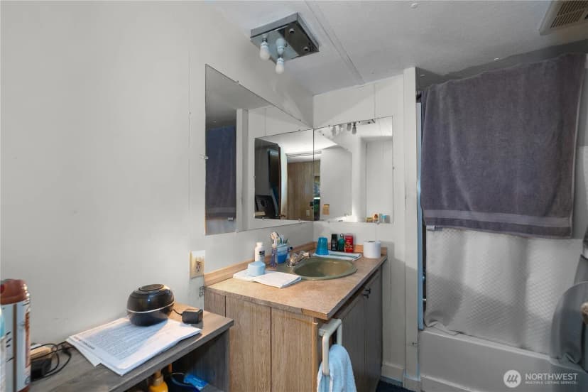 Property photo for 2104 Gravelly Beach Loop Nw, Olympia photo 18