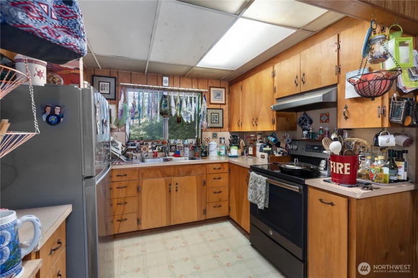 Property photo for 2104 Gravelly Beach Loop Nw, Olympia photo 9