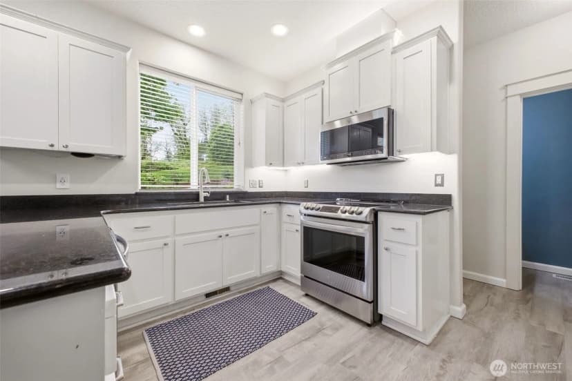 Property photo for 2457 45th Street, Washougal photo 8