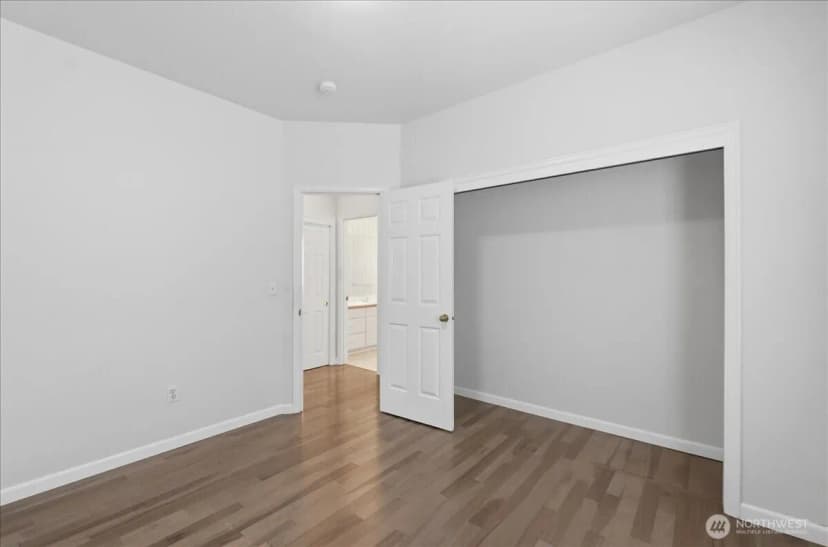 Property photo for 3012 N Narrows Drive #1, Tacoma photo 18
