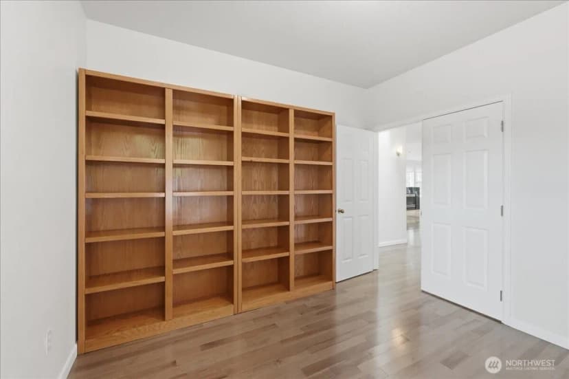 Property photo for 3012 N Narrows Drive #1, Tacoma photo 5