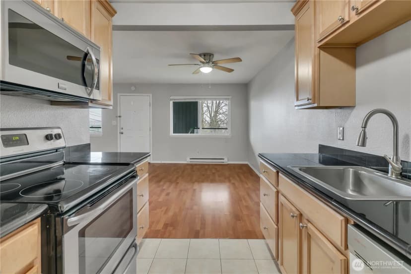 Property photo for 1902 Yakima Avenue ##6, Tacoma photo 10