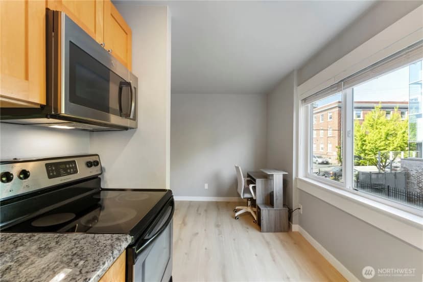 Property photo for 705 E Republican Street #207, Seattle photo 10