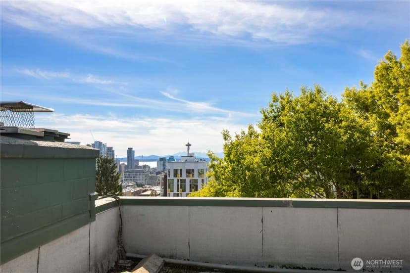 Property photo for 705 E Republican Street #207, Seattle photo 18