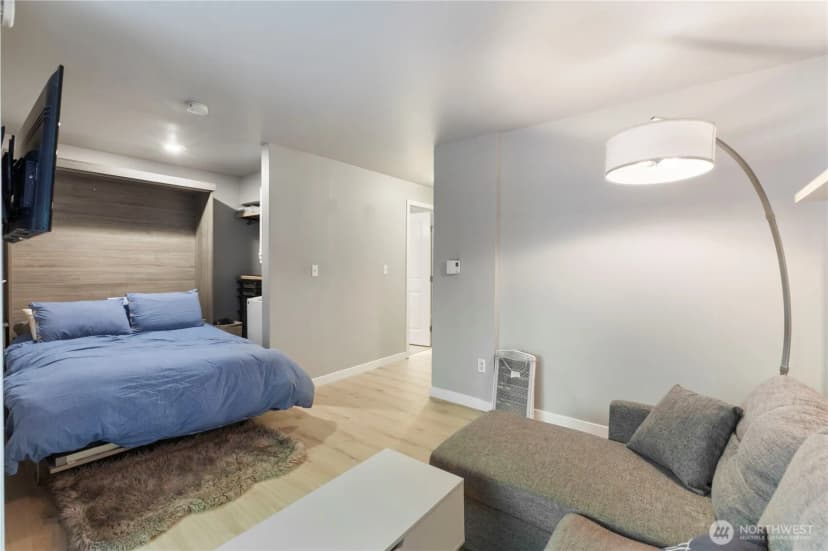 Property photo for 705 E Republican Street #207, Seattle photo 11