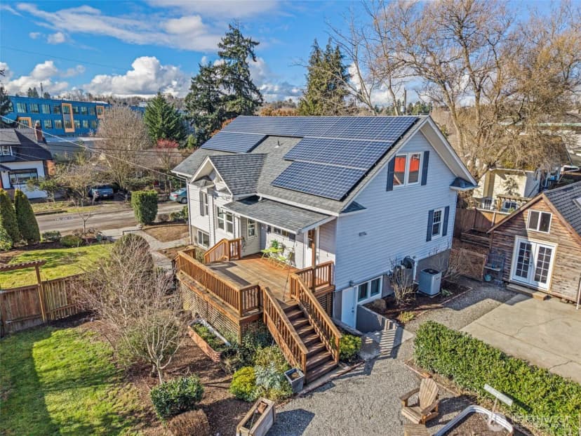 Property photo for 8722 Hamlet Ave S, Seattle photo 2