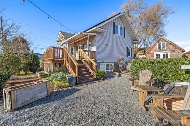 Property photo for 8722 Hamlet Ave S, Seattle photo 4