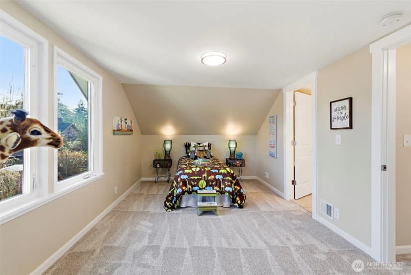 Property photo for 8722 Hamlet Ave S, Seattle photo 21