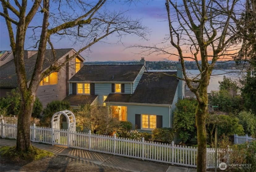 Property photo for 1702 Lake Washington Boulevard, Seattle