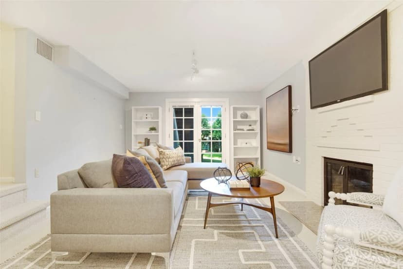 Property photo for 1702 Lake Washington Boulevard, Seattle photo 24