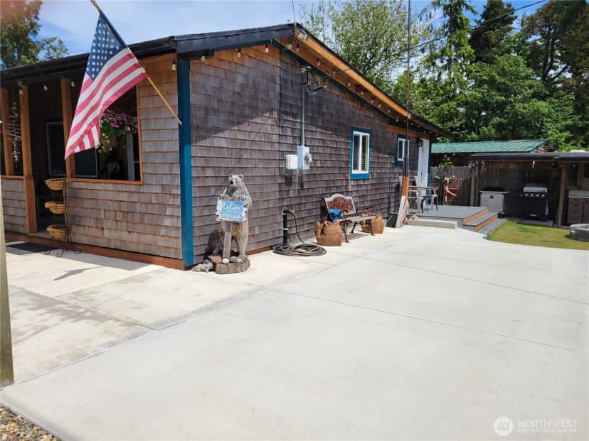 Property photo for 22604 S Place, Ocean Park