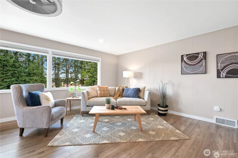 Property photo for 151 Bay Lyn Drive, Lynden photo 5