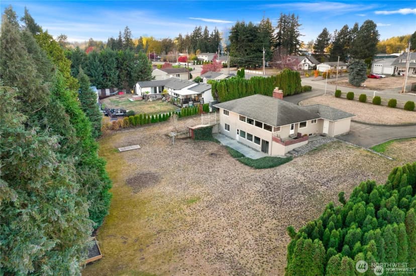 Property photo for 151 Bay Lyn Drive, Lynden photo 23