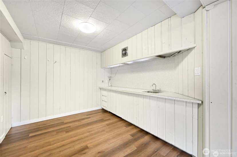 Property photo for 151 Bay Lyn Drive, Lynden photo 18