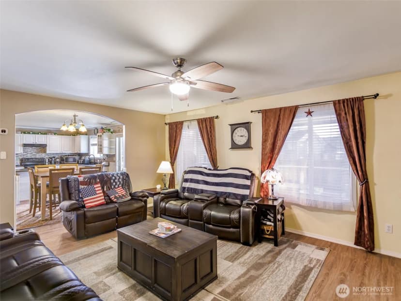 Property photo for 9983 Dragt Street Se, Yelm photo 6