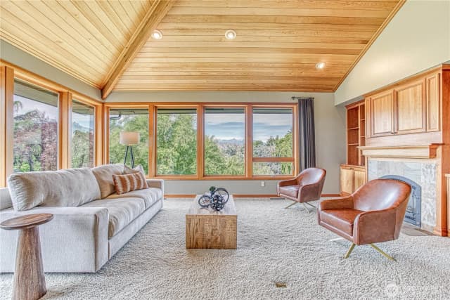 Property photo for 423 Lombard Lane, Wenatchee photo 3