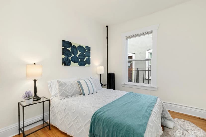 Property photo for 901 Ne 43rd Street #306, Seattle photo 9