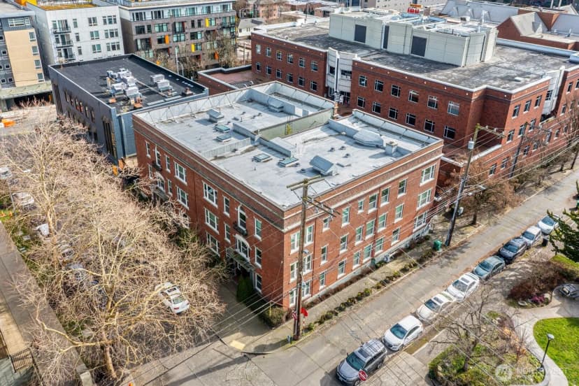 Property photo for 901 Ne 43rd Street #306, Seattle photo 18