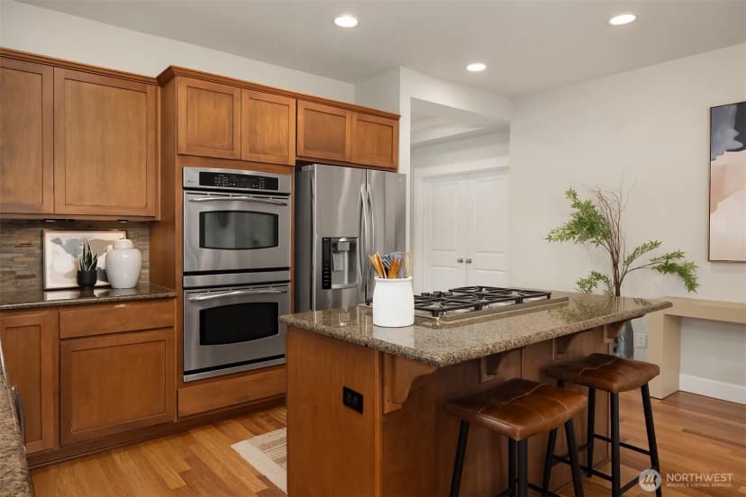Property photo for 2073 Ne Noble Street, Issaquah photo 15