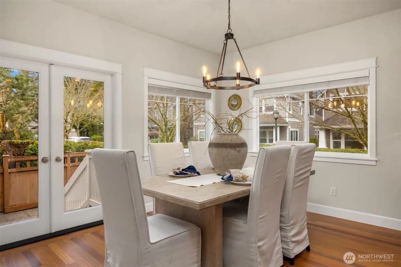 Property photo for 2073 Ne Noble Street, Issaquah photo 12