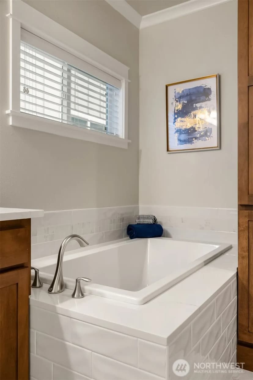 Property photo for 2073 Ne Noble Street, Issaquah photo 31