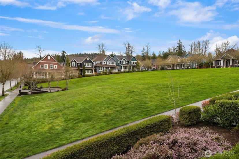 Property photo for 2073 Ne Noble Street, Issaquah photo 32
