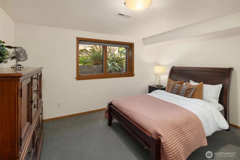 Property photo for 2414 79th Avenue Ne, Medina photo 30