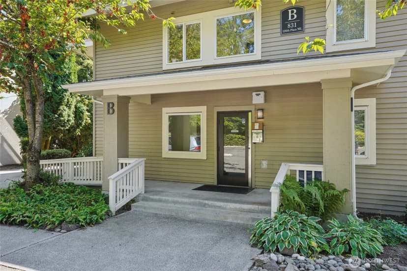 Property photo for 831 126th Place Ne #b204, Bellevue photo 2