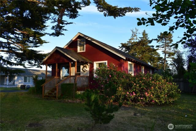 Property photo for 203 W Ocean Ave, Westport