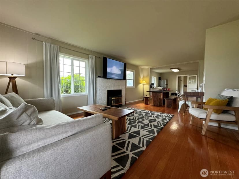 Property photo for 203 W Ocean Ave, Westport photo 3